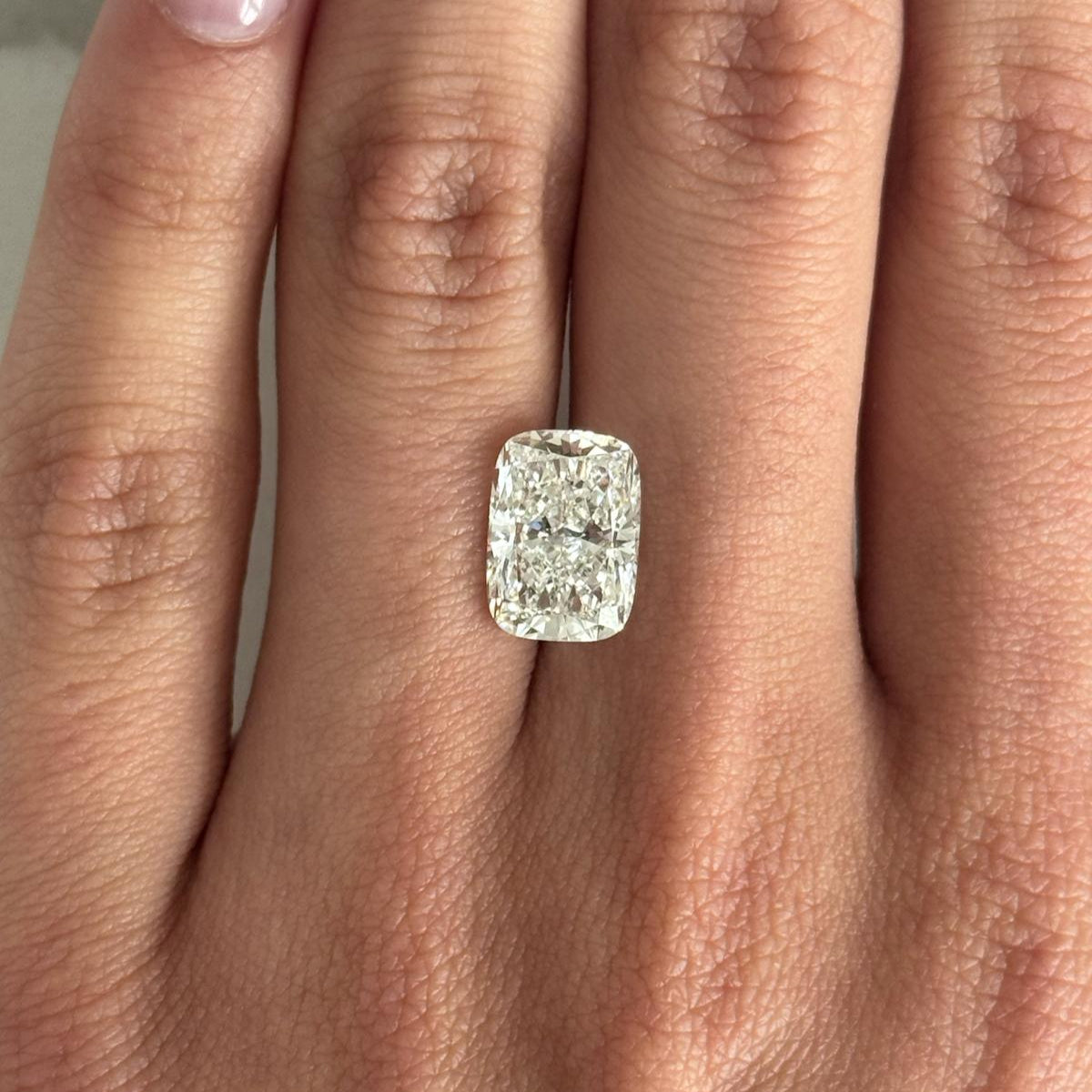 4.10ct Cushion