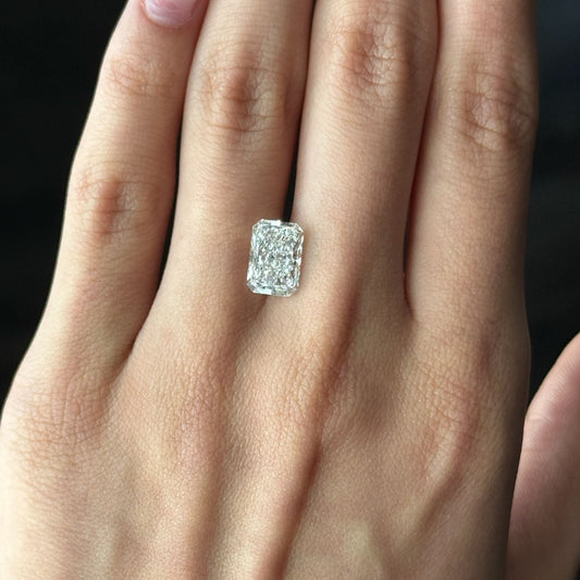 3.08ct Radiant